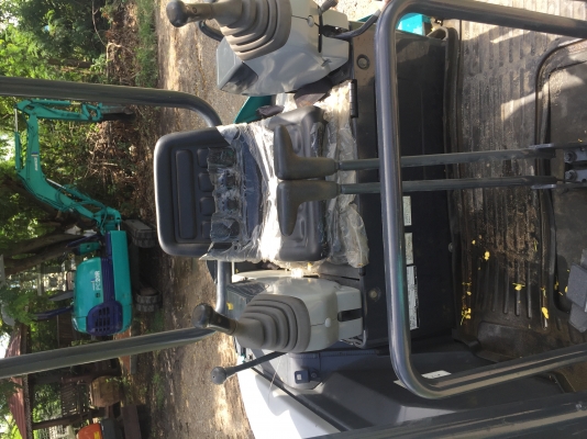 รถขุด kobelco sk25sr-2 (ขนาด2.5ตัน)เก่าญี่ปุ่นไม่เคยใช้ในไทย โทร 086-1602189