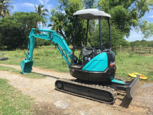 รถขุด kobelco sk25sr-2 (ขนาด2.5ตัน)เก่าญี่ปุ่นไม่เคยใช้ในไทย โทร 086-1602189