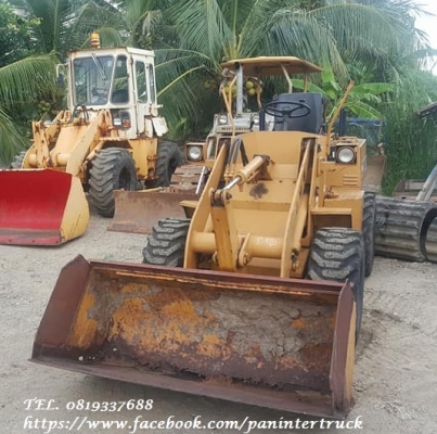 FROM JAPAN*รถตักล้อยาง LOADER KOMATSU WA30-1 ขับเคลื่อน 2เพลา /เลี้ยวเอว /เกียร์ธรรมดา/ มีเอกสารแจ้งจำหน่าย/ ราคาเพียง 265,000 บาท สนใจติดต่อ 0819337688