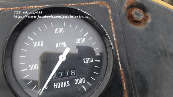 FROM JAPAN*รถตักล้อยาง LOADER KOMATSU WA30-1 ขับเคลื่อน 2เพลา /เลี้ยวเอว /เกียร์ธรรมดา/ มีเอกสารแจ้งจำหน่าย/ ราคาเพียง 265,000 บาท สนใจติดต่อ 0819337688
