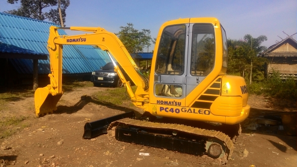 ขาย KOMATSU PC40-7 ขาย KOMATSU PC40-7
