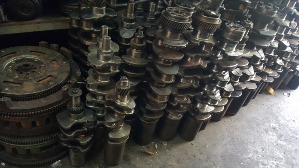 ข้อเหวียง Toyota  Nissan kosmasu Hino Isuzu Mitsubishi