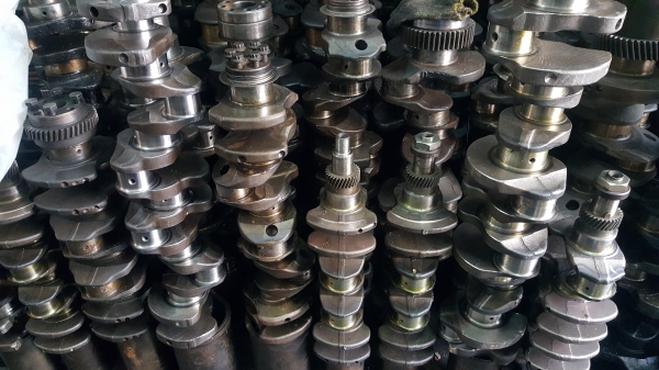 ข้อเหวียง Toyota  Nissan kosmasu Hino Isuzu Mitsubishi