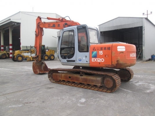 ็HITACHI EX120-5 ซีเรียล 1E4-51058 ปี 1995 ชั่วโมงทำงาน 8304 ชั่วโมง