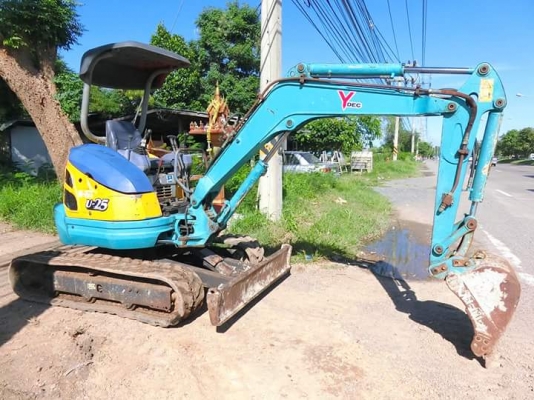 ขายรถขุด ยี่ห้อ: KUBOTA แบบ: U25-3 คอนโทนสั้น ปั้มนิ้ว มีลายหัวกะแทก เครื่อง3สูบ รถเก่านอกแท้100\% นำเข้าจากญี่ปุ่น ไม่เคยใช้งานในไทย รถมีเอกสารใบอินวอย  สนใจติดต่อ โทร : 099-907-9273 กิ๊ฟ กมลชนก
