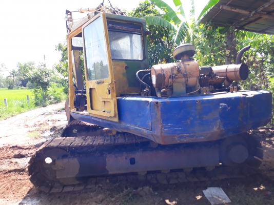 ขายด่วน KOMATSU PC120-3 สภาพพร้อมใช้งาน เครื่ิงปั้มดี โซ่ช่วงล่างพร้อมทำงาน สนใจโทรสอบถาม 093-0764943  088-3223272  K ตั้ม