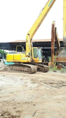 ขาย 1,080,000  KOMATSU PC200-7 บูมยาว 16 ม. ปี 2003 ทำงาน 24,xxx ชม. เครื่องดี ปั้มแรง โช่หนา เอวแน่น ไฟฟ้า เอกสารเล่มทะเบียน รถอยู่ จ.ลพบุรี  090-772-3710 090-772-3708
