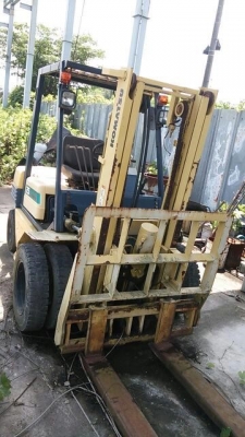 ขายโฟล์คลิฟท์โคมัสสุ hingfork ดีเซลสอบถามได้้ที 062-709-1747