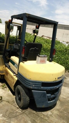 ขายโฟล์คลิฟท์โคมัสสุ hingfork ดีเซลสอบถามได้้ที 062-709-1747