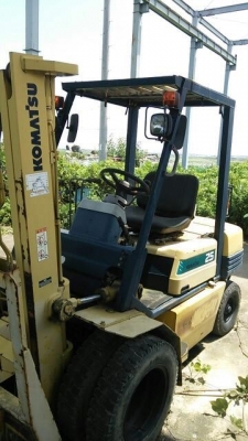 ขายโฟล์คลิฟท์โคมัสสุ hingfork ดีเซลสอบถามได้้ที 062-709-1747