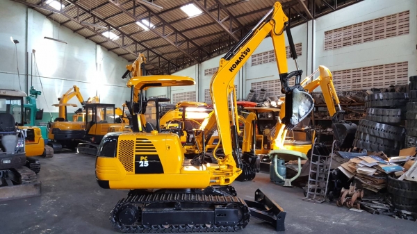 ขาย รถขุด KOMATSU รุ่น PC25-1- มือสองญี่ปุ่น แทรกเหล็ก สลัก บูทเอวแน่น 100\% มือถือ 0818753444  สอบถามเพิ่มเติมได้ที่ http://line.me/ti/p/mFkzr50JVd
