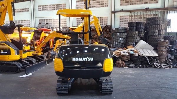 ขาย รถขุด KOMATSU รุ่น PC25-1- มือสองญี่ปุ่น แทรกเหล็ก สลัก บูทเอวแน่น 100\% มือถือ 0818753444  สอบถามเพิ่มเติมได้ที่ http://line.me/ti/p/mFkzr50JVd