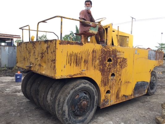 ขายด่วนรถบดล้อยาง11ล้อ WATANABE WP15 เอกสารเล่มทะเบียน ขายด่วนรถบดล้อยาง11ล้อ WATANABE WP15 เอกสารเล่มทะเบียน