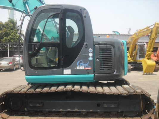 KOBELCO SK 135 SR YY04