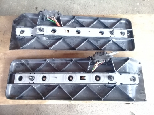 ขายฝาปิดไฟท้าย ขั้วไฟท้าย 190E