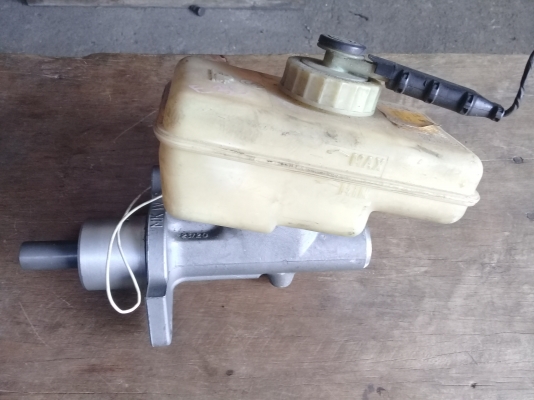 ขายปั๊มเบรคบน bmw e36