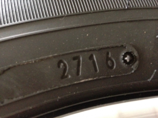 แม็ก JRD ขอบ15 พร้อมยางใหม่ๆ