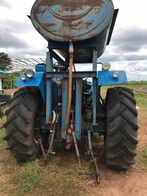 ขายถังน้ำสำหรับติดรถไถ