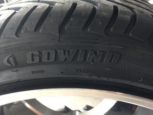 แม็กใหม่พร้อมยางใหม่