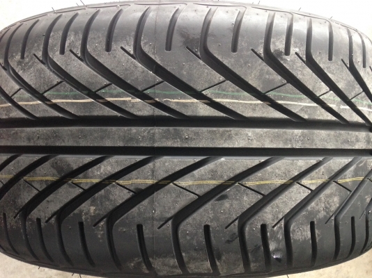 แม็กใหม่พร้อมยางใหม่