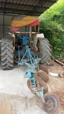 ขายรถไถฟอร์ด