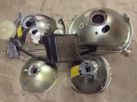 จานฉายโคมไฟหน้า BENZ w123 BOSCH แท้