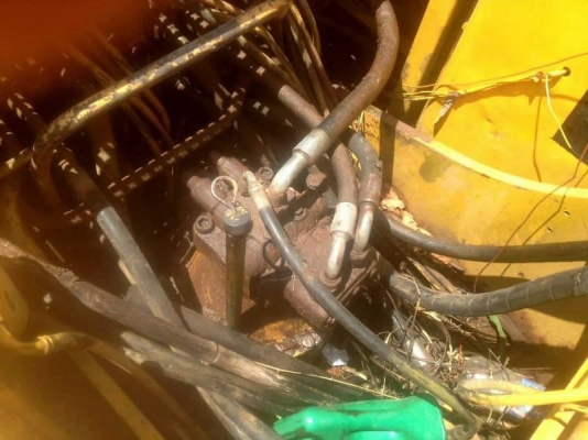 ขาย 635,000. CAT 320.B..เครื่องดี ปั้มดี ไฟฟ้ามี เอกสารเล่ม รถอยู่ ร้อยเอ็ด 090-772-3710 090-7723708