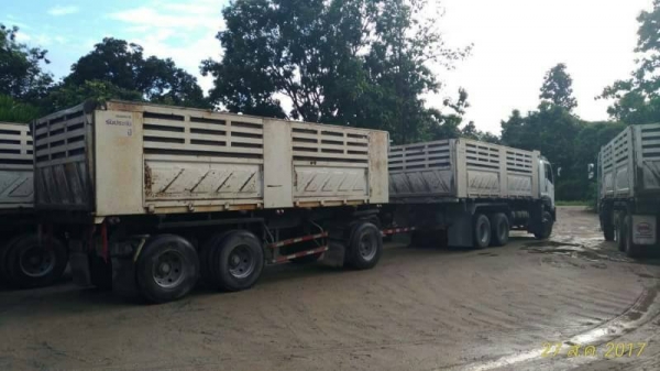 ขาย 2,500,000 แม่ลูดั้ม 3 คาน อู่ SMM.ISUZU 360 ปี 54 มี 1 พ่วง ปี 55 มี 2 พ่วง รถอยู่ เชียงใหม่ 090-772-3710 090-772-3708 ขาย 2,500,000 แม่ลูดั้ม 3 คาน อู่ SMM.ISUZU 360 ปี 54 มี 1 พ่วง ปี 55 มี 2 พ่วง รถอยู่ เชียงใหม่ 090-772-3710 090-772-3708