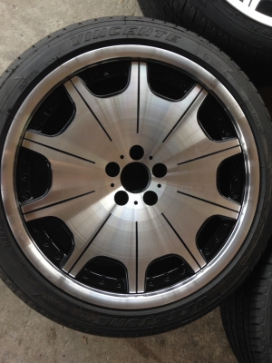 แม็กขอบ18 5รู100 พร้อมยาง แม็กขอบ18 5รู100 พร้อมยาง