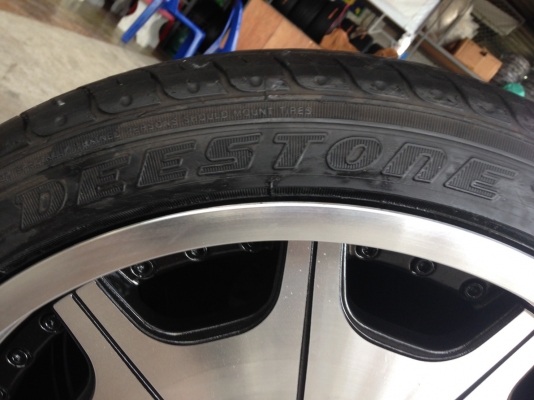 แม็กขอบ18 5รู100 พร้อมยาง แม็กขอบ18 5รู100 พร้อมยาง