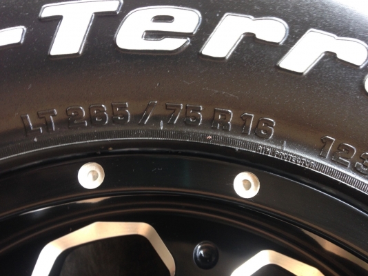 ล้อ XD ขอบ16 6รู139 พร้อมยาง BF ล้อ XD ขอบ16 6รู139 พร้อมยาง BF