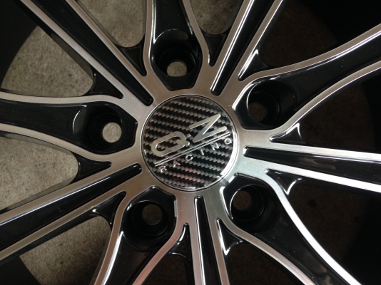 แม็กใหม่ ขอบ17 5รู114 แม็กใหม่ ขอบ17 5รู114