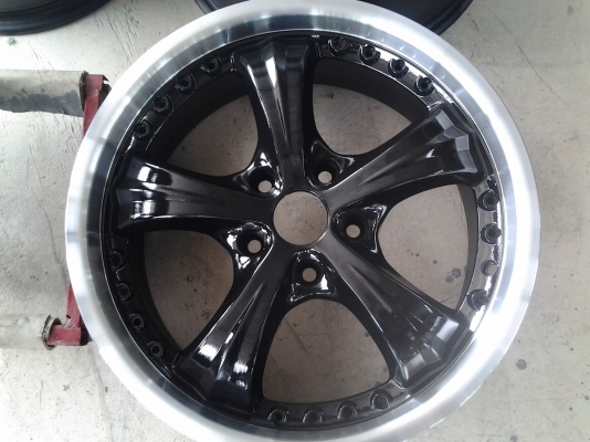 ล้อแม็กขอบ17 ET40 5รู114 ล้อแม็กขอบ17 ET40 5รู114