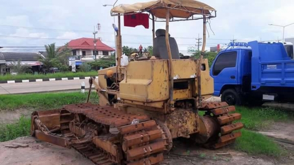 แทรคเตอร์ CAT D3 ตีน เป็ด พร้อมใช้งาน