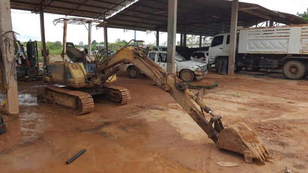 ขาย แบคโฮ KOMATSU PC20-3 รถใช้งานอยู่ประจำ เครื่องดี ปั้มดี ช่วงล่างเช็คใหม่แล้ว เอกสารใบซื้อขายครับ