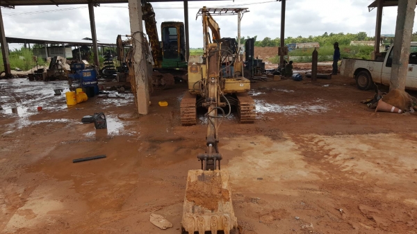 ขาย แบคโฮ KOMATSU PC20-3 รถใช้งานอยู่ประจำ เครื่องดี ปั้มดี ช่วงล่างเช็คใหม่แล้ว เอกสารใบซื้อขายครับ