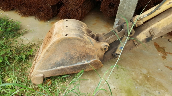 ขาย แบคโฮ KOMATSU PC40-5 รถใช้งานอยู่ประจำ เครื่องยนต์ 2 สูบ ช่วงล่างเต็ม เอกสารใบซื้อขาย ราคาต่อรองได้ ขาย แบคโฮ KOMATSU PC40-5 รถใช้งานอยู่ประจำ เครื่องยนต์ 2 สูบ ช่วงล่างเต็ม เอกสารใบซื้อขาย ราคาต่อรองได้