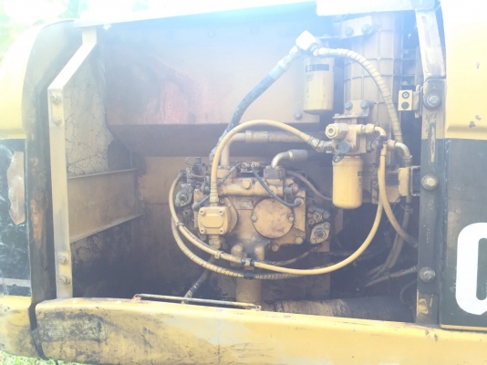 ขายรถแบคโฮ CATERPILLAR 320C สวยๆเดิมๆ ใช้งานน้อย สนใจโทร 081-970-1072