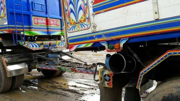 ขาย ISUZU 360 พ่วงแม่ลูก กระบะเนียมดั๊ม อู่ ซุนชัย รถปี 56 เดือน ธันวาคม