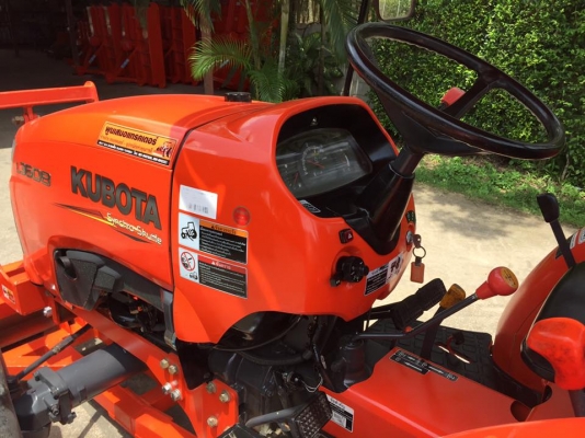 ขายรถไถ Kubota L3608 (4WD) พร้อมใบมีดและผานพรวน รถไร่ สวยๆ พร้อมใช้งาน ขายรถไถ Kubota L3608 (4WD) พร้อมใบมีดและผานพรวน รถไร่ สวยๆ พร้อมใช้งาน