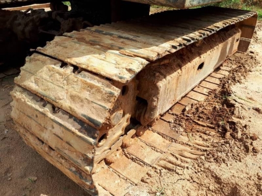 ขาย 215,000 บาท  KOMATSU PC60-1 (10HT) + สาลีขึ้น 60 เครื่องพอใช้ ปั้มพอใช้ โช่พอใช้ เอกสารชื้อขาย   รถอยู่ จ.ยโสธร  090-772-3710 090-772-3708