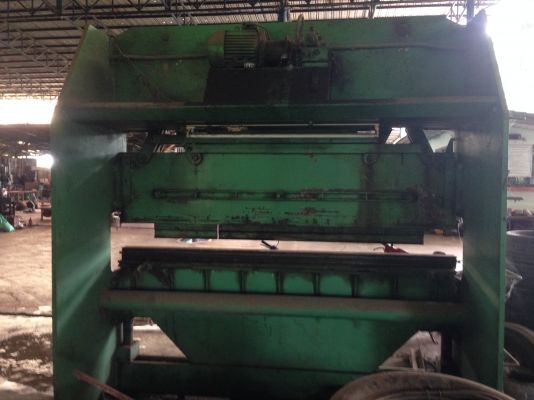 เครื่องพับเหล็กแผ่น หนา 6mm. ยาว 8 ฟุต อุปกรณ์พร้อมทำงาน เครื่องพับเหล็กแผ่น หนา 6mm. ยาว 8 ฟุต อุปกรณ์พร้อมทำงาน