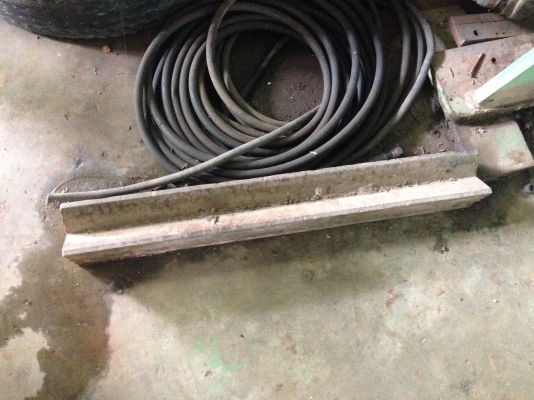 เครื่องพับเหล็กแผ่น หนา 6mm. ยาว 8 ฟุต อุปกรณ์พร้อมทำงาน เครื่องพับเหล็กแผ่น หนา 6mm. ยาว 8 ฟุต อุปกรณ์พร้อมทำงาน