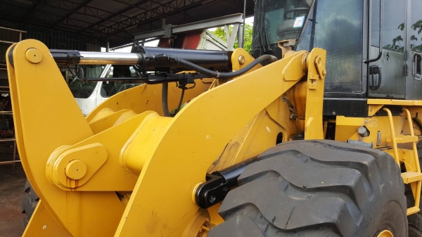 ขาย รถตัก CAT 924H รถพร้อมใช้งาน ระบบไฟเต็ม เอกสารเล่มทะเบียนเต็ม ราคาต่อรองได้