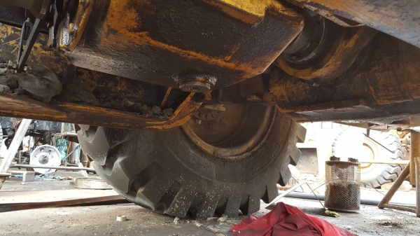 ขาย รถตัก CAT 924H รถพร้อมใช้งาน ระบบไฟเต็ม เอกสารเล่มทะเบียนเต็ม ราคาต่อรองได้