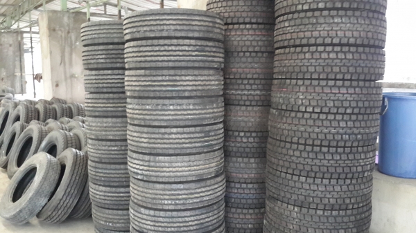 ** ราคาเส้นละ5,300/คู่ละ 10,000** ยางใหม่ 295/75R22.5 โอตานิลบตรา ปลายปี16-17 ** ราคาเส้นละ5,300/คู่ละ 10,000** ยางใหม่ 295/75R22.5 โอตานิลบตรา ปลายปี16-17