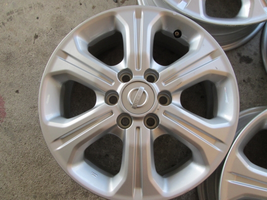 แม็กเปล่า NAVARA NP300 ขอบ16