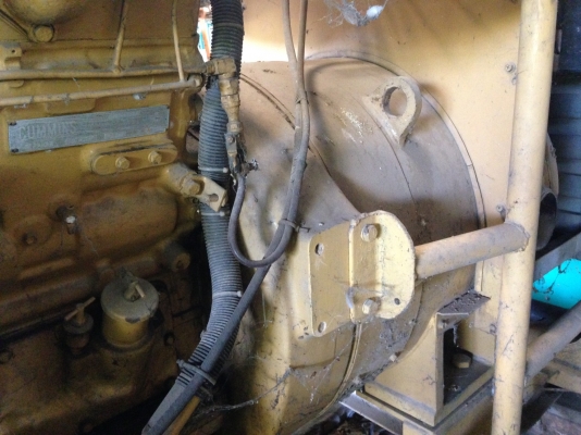 เครื่องปั่นไฟ Cummins 400 KVA พร้อมใช้งาน