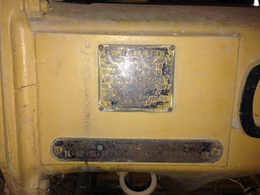 เครื่องปั่นไฟ Cummins 400 KVA พร้อมใช้งาน