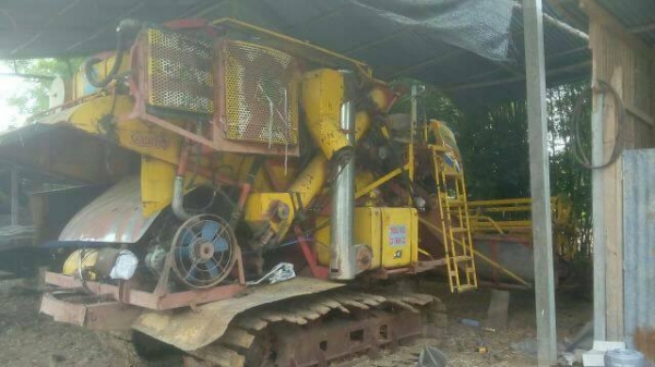 ขายรถเกี่ยวข้าว เกษตรพัฒนาไอ้หนุ่มไวไฟปี51ช่วงล่าง12ปั๊ม23อีซูซุ210 6HH1เอกสารครบ